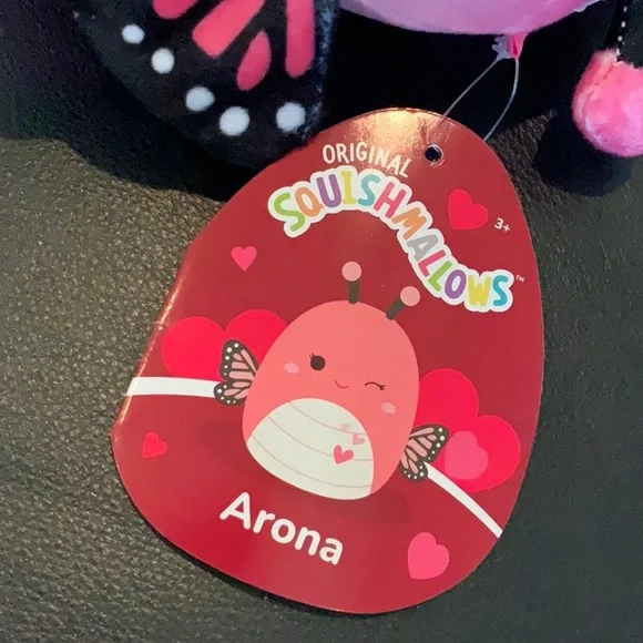 Squishmallows 5 Inch Arona Butterfly Valentines Day Hearts Pink and Black NWT - Picture 2 of 9